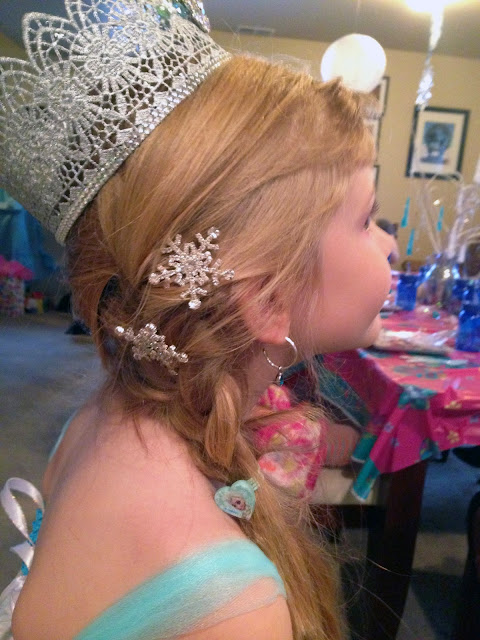 Alice Scraps Wonderland:  DIY lace crown for a Frozen birthday party +  ideas for an Elsa inspired tutu dress and shoes on blog.