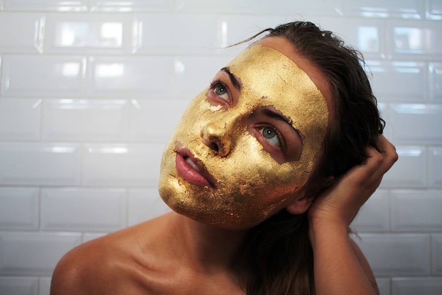 GOLD facial GOLDUSTbeauty lounge  bali