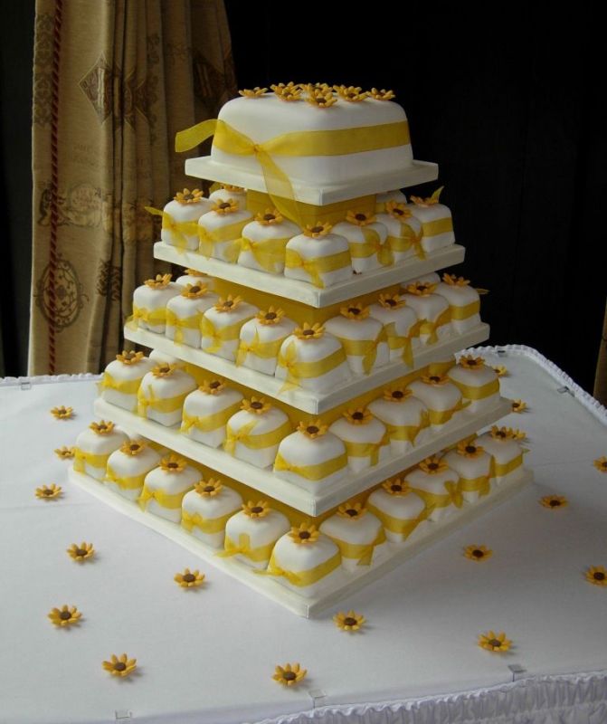 sunflower wedding cakes