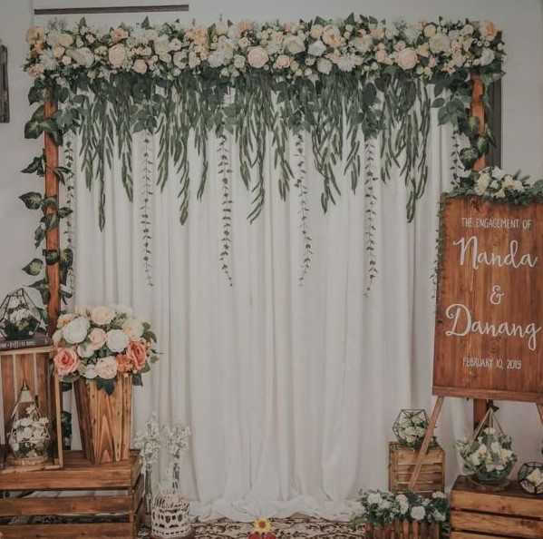 dekorasi photo booth pernikahan