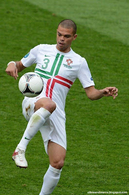 Pepe Portuguese Brave Central Defender Euro 2012 Portugal National Team Hd Desktop Wallpaper