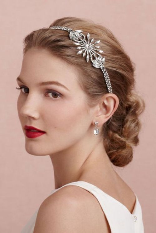 how-to-choose-wedding-hair-accessories-9.jpg