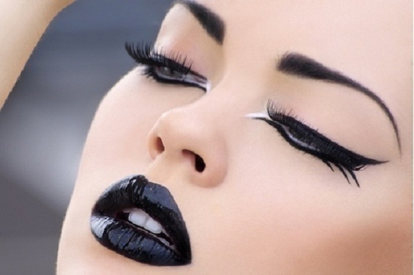 goth makeup designs. radge gothic make-up from