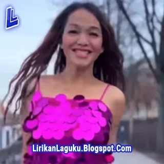 Lirik Lagu Bunda Corla - Mari Kita Bergoyang Dangdut