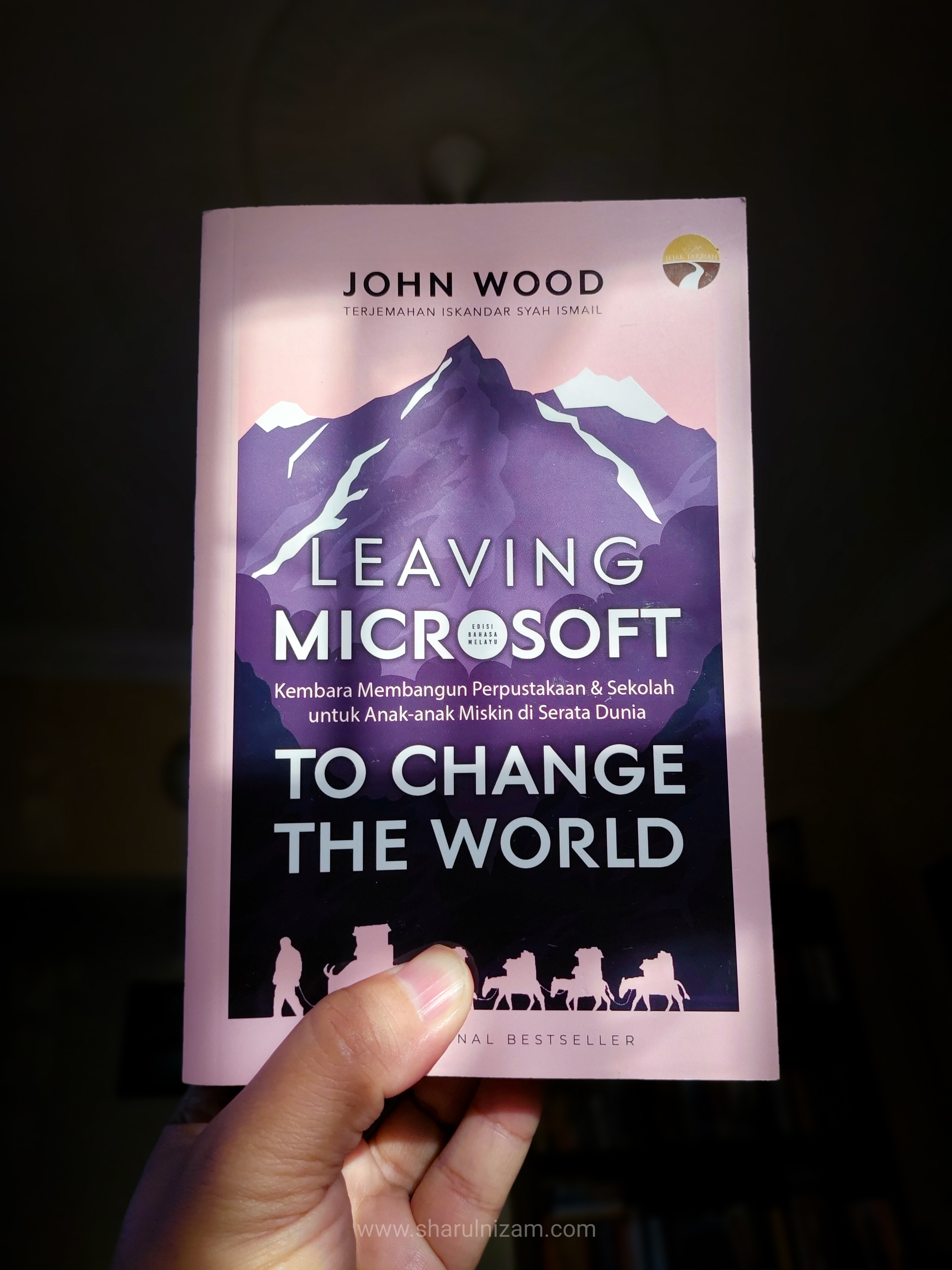 [Ulasan Buku] Leaving Microsoft To Change The World (oleh John Wood)
