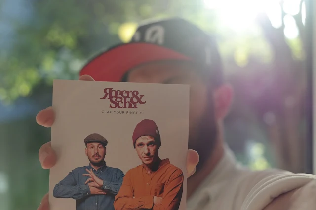 Roger und Schu ( Blumentopf ) - Clap your Fingers Album Ankündigung und 2 Videos