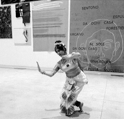 MUSEO D'ARTE CONTEMPORANEA DI ROMA MACRO 31 ottobre 2019 nell'ambito di  RETE DI RICORDI PROGETTO PER LA MEMORIA DEL MUSEO TUCCI Performance di danza classica dell'India in stile Bharatanatyam a cura di Marialuisa Sales Museo Macro Museo d'Arte Contemporanea Roma Danza  Indiana Bharata Natyam