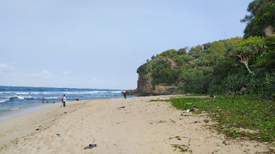 Pantai Sanglen