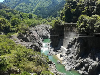 高山