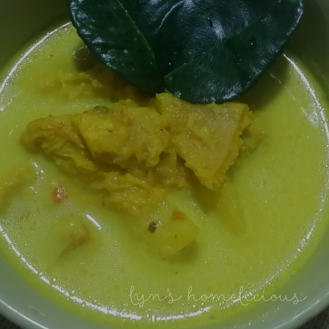 Perut Lembu Masak Lemak Cili Api Dengan Kentang - LYN'S 