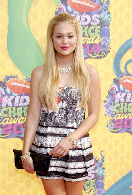 American actress and singer Olivia Holt inspired hairstyle ideas for teen girls