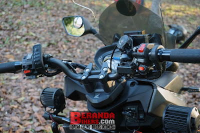 Modifikasi Hedon, Honda Vario 150 Bergaya Touring Adventure