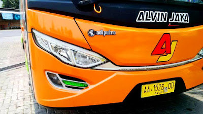 Bus Alvin jaya Jetbus 2 Orange Adiputro 