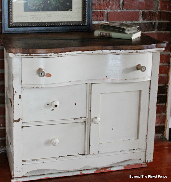 commode, dresser, antique, barnwood, chest of drawers, old spools, http://bec4-beyondthepicketfence.blogspot.com/2016/03/charming-commode.html