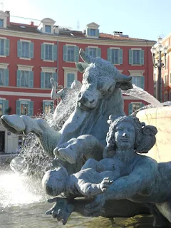 Pictures of France: Fontaine du Soleil in Nice