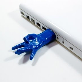 Hand sign West USB Flash drive