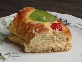 Roscón de Reyes relleno de crema pastelera