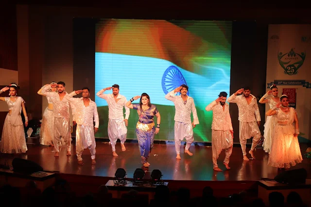 Classical Dancer Sudha Chandran perform in delhi