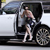 Ngọc Trinh đi xe 8 tỷ trước ngày lên đường dự Victoria's Secret