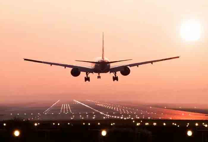Kozhikode, News, Kerala, Pilot, Suspension, Flight, Pilot of Karipur Dammam Air India Express flight suspended.
