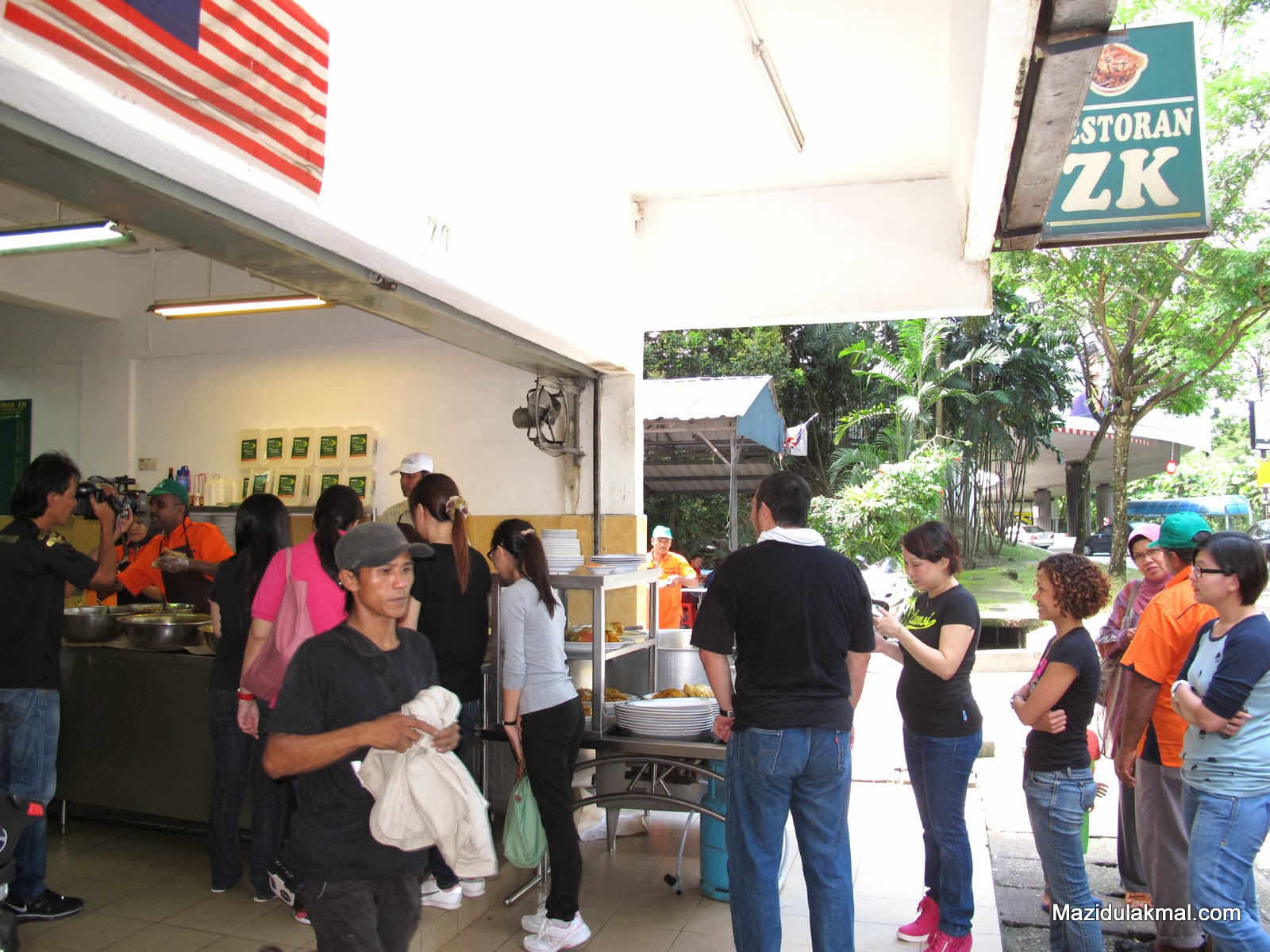 BERSAMA MAZIDUL: KARI KEPALA IKAN ENAK RESTORAN ZK DI ...