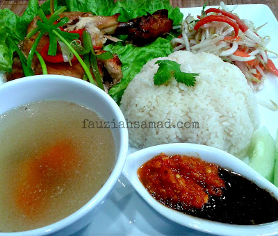 NASI AYAM HAINAN DAN TAUGE STIR FRY ~ FauziahSamad.com