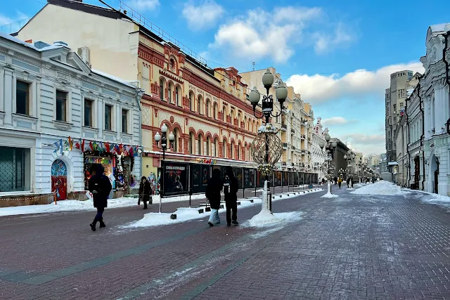 улица Арбат, выставка РИА «Армия России»