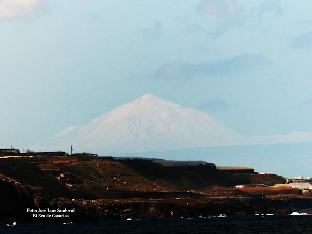 Fotos Teide nevado completamente desde playa Las Canteras