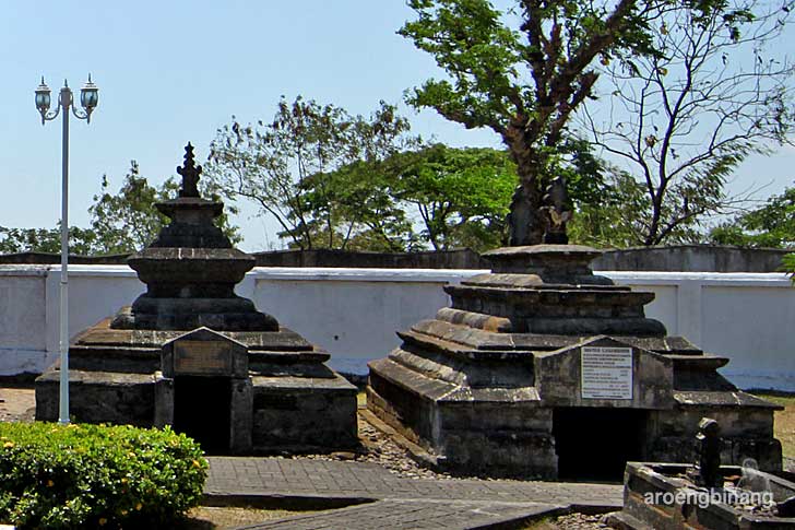 aroengbinang Makam Sultan Hasanuddin Gowa 