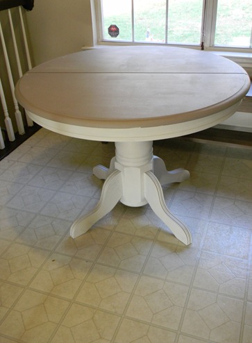 Painting my Kitchen Table 004