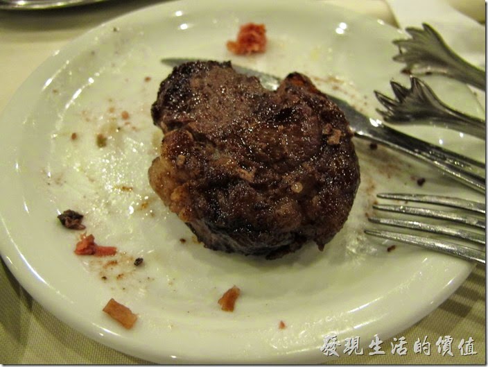 巴西窯烤OK-Grill。這塊肉的油脂很多，還蠻好吃的。