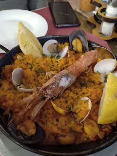 La Plaza 3 Restaurante, Granada Seafood Paella