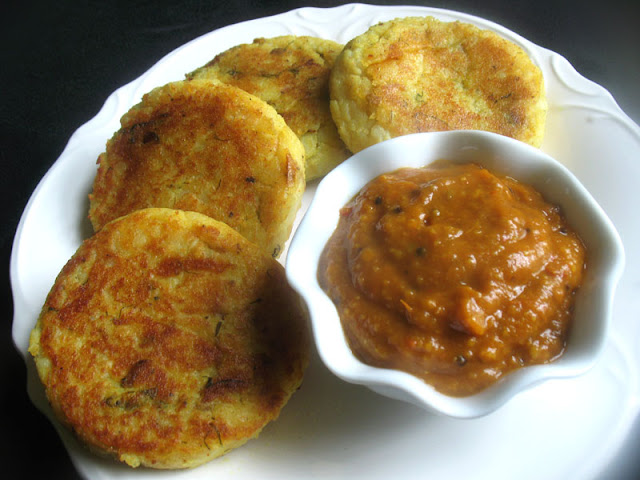 Potato Patties Stuffed with Mushrooms and Peas