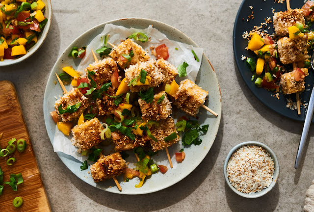 COCONUT CRUSTED TEMPEH SKEWERS WITH MANGO SALSA