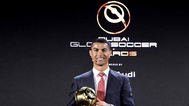 Cristiano Ronaldo Pesepakbola Terbaik Abad Ini, Kalahkan Messi!