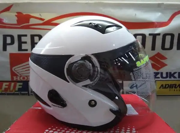 Helm yang Cocok untuk Pengendara Matic