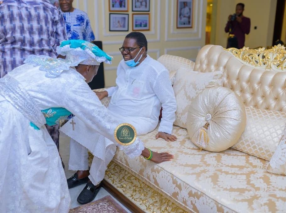 Ebenezer Obey Visits Rev. Esther Ajayi Ahead of Church's Dedication