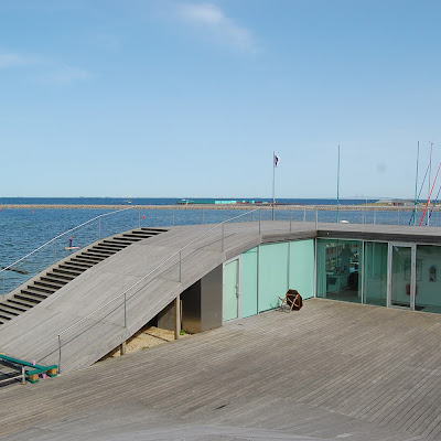 One-floor house (youth center + sailing center).