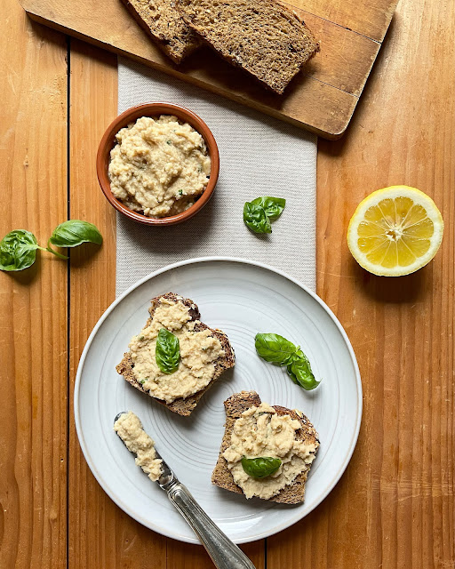 Tartine per aperitivo