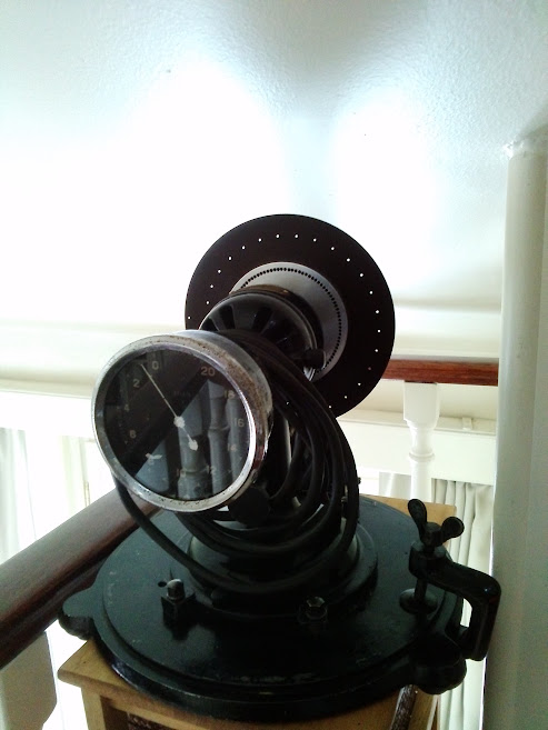 collezioneradionelson Televisore meccanico a disco di Nipkow Marelli 1929 . Milano.