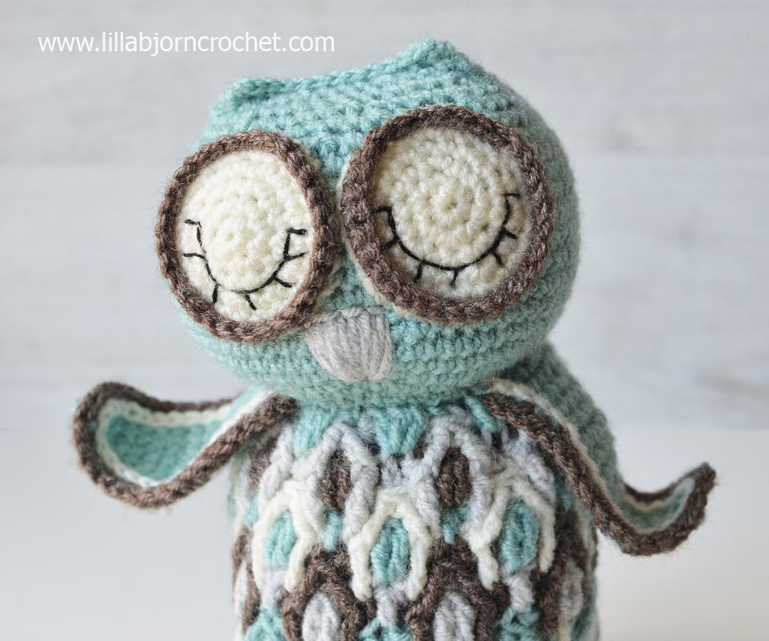 Dancing Owl - ovelrlay crochet pattern by LillaBjornCrochet