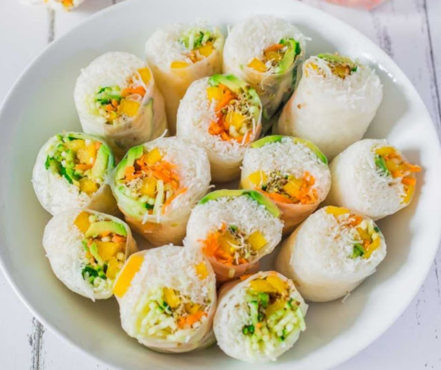 VEGAN RICE PAPER SUMMER ROLLS