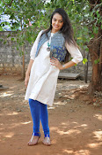 Nikitha Narayan new glam pics-thumbnail-1