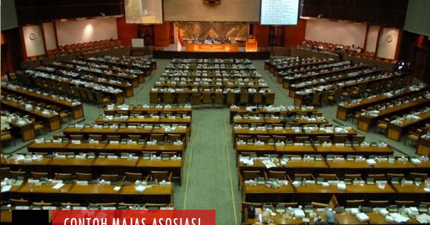 25+ Contoh Majas Asosiasi dan Pengertiannya Lengkap 