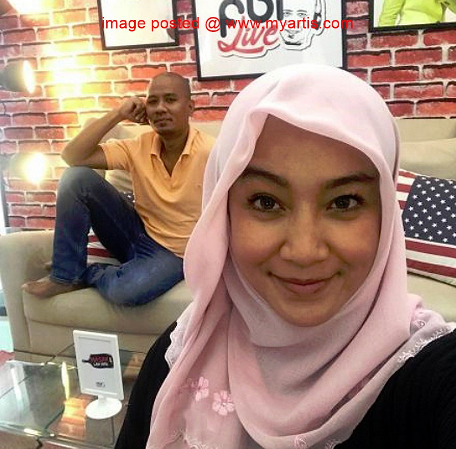 Nampak Baju Dalam Buah Dada Netizen Berang Lelaki Aibkan Nurul Izzah Fokus Cari Infonet