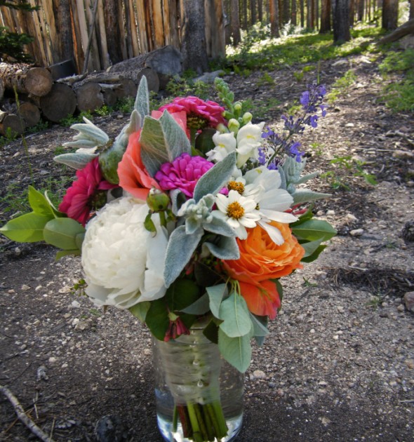 Rocky Mountain Wedding Flowers Wildflower Centerpieces at the High 