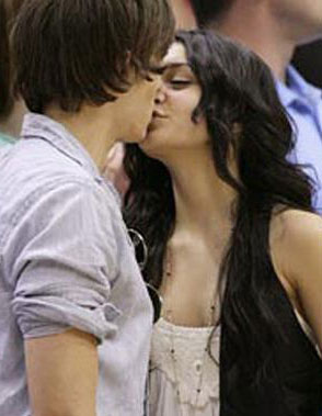 vanessa hudgens & zac efron