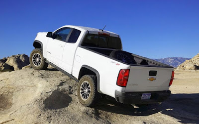 2019 Chevy Colorado ZR2 airbags deploying off-road