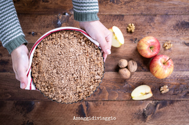 Crumble topper sour cream Apple pie