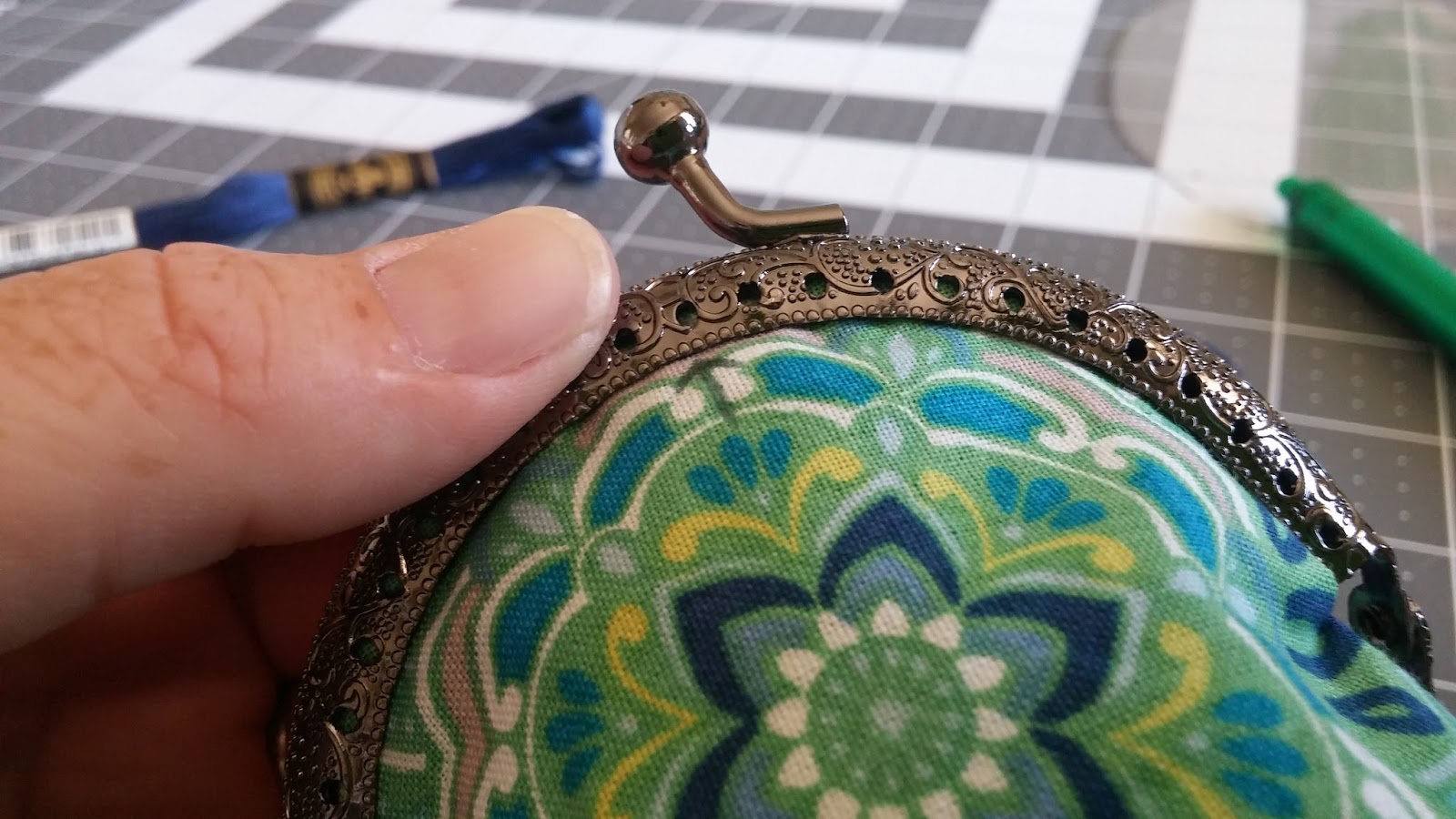 Alpaca and linen coin purse : r/weaving